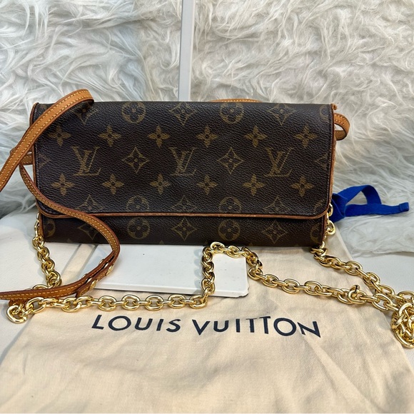 Louis Vuitton Handbags - Authentic Louis Vuitton Pochette